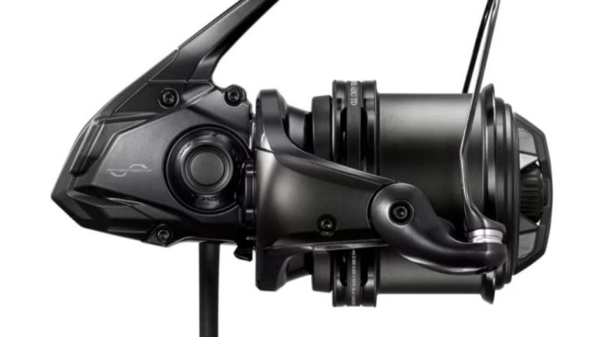 23 Power Aero TD right side