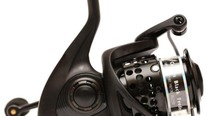 Custom Black Feeder right side
