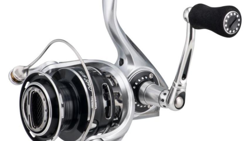 Revo STX 2 left side